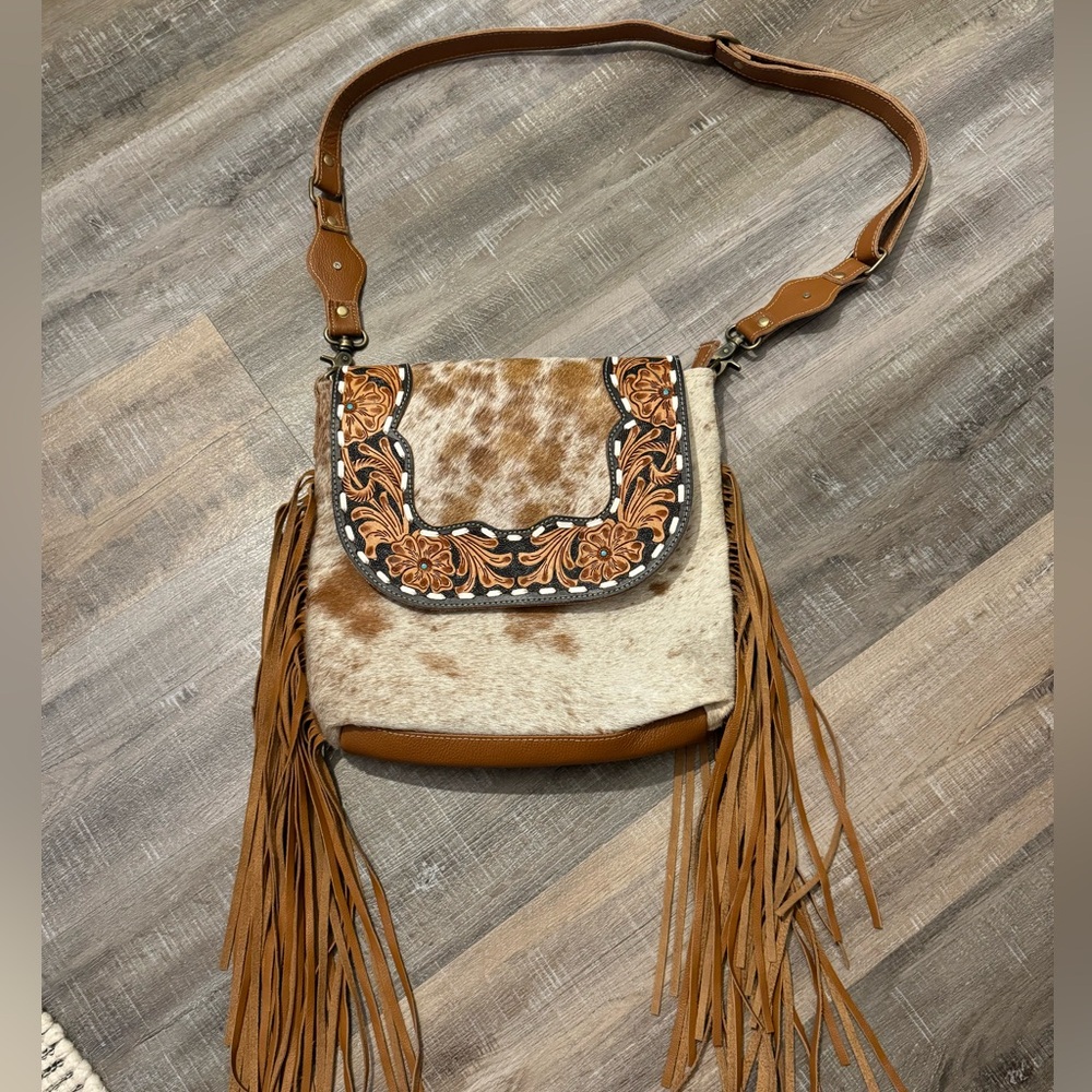 Myra Crossbody Bag